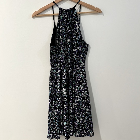Express NWOT Fit/Flare Spaghetti Strap Black Floral Print Lined Dress (Size 2) - Picture 2 of 7